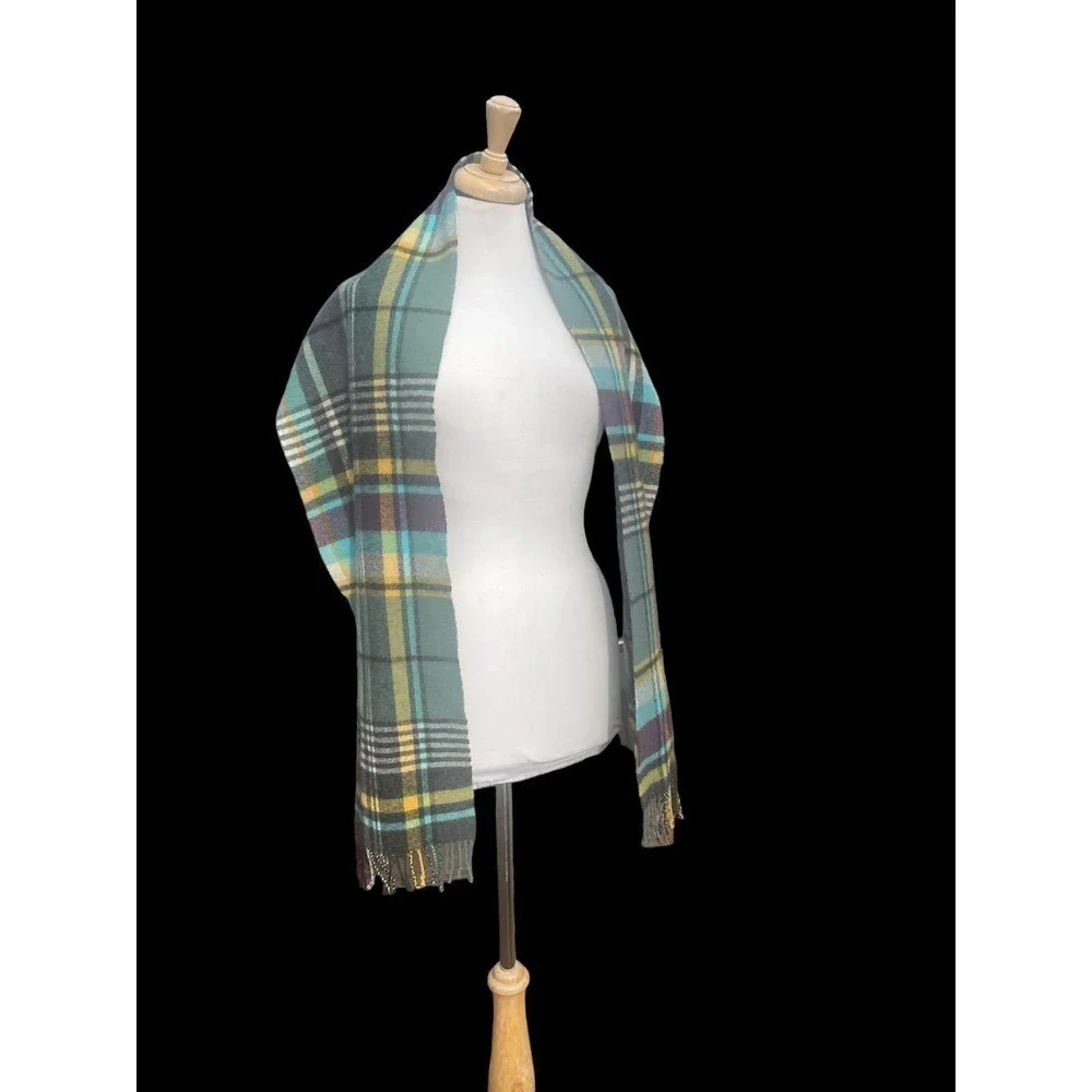 Johnstons - Made in Scotland Plaid Scarf